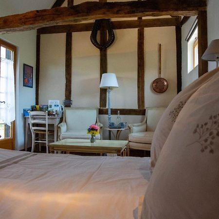 L'Etape Normande Bed & Breakfast Montroty  Exterior photo