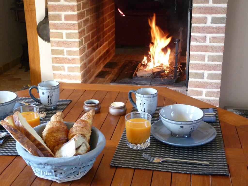 L'Etape Normande Bed & Breakfast Montroty  Exterior photo