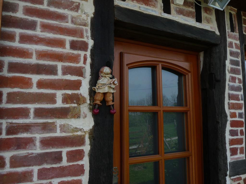 L'Etape Normande Bed & Breakfast Montroty  Exterior photo